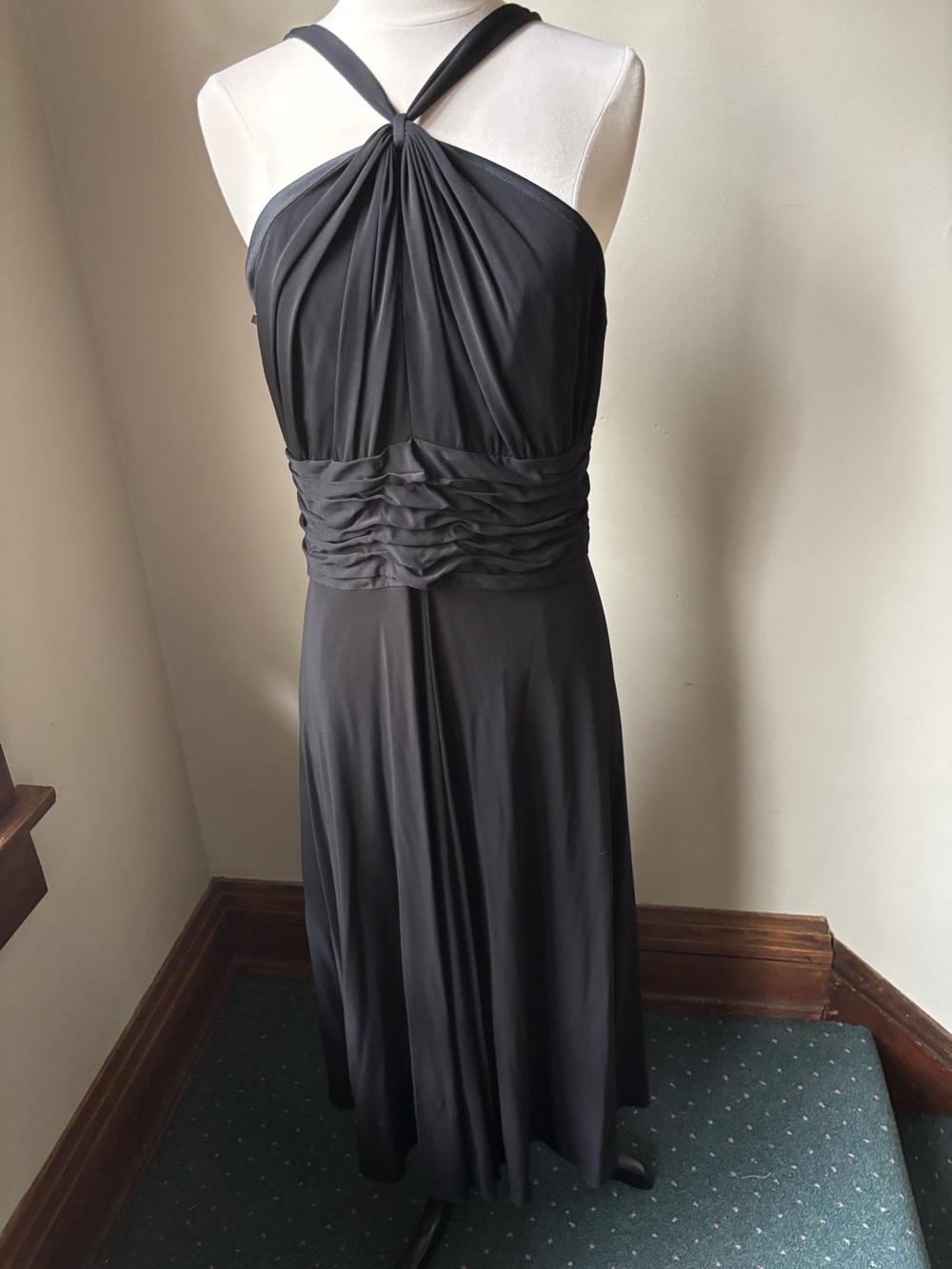 Anne Klein Black Halter Ruched Waist Evening Dress size 12